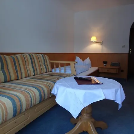 Mueggelturm Отель