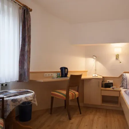 Mueggelturm Hotel